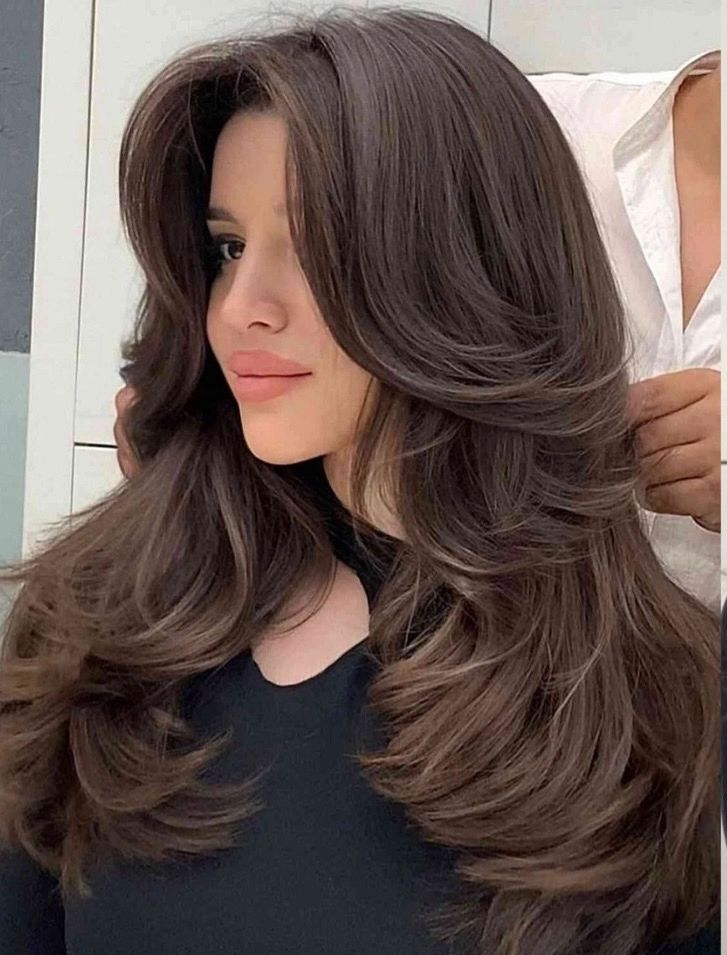 Voluminous Blowout Hairstyles