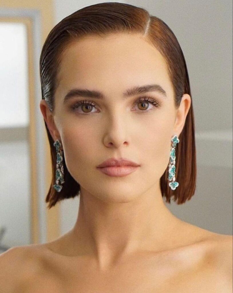 Wet Hair Look Hairstyle