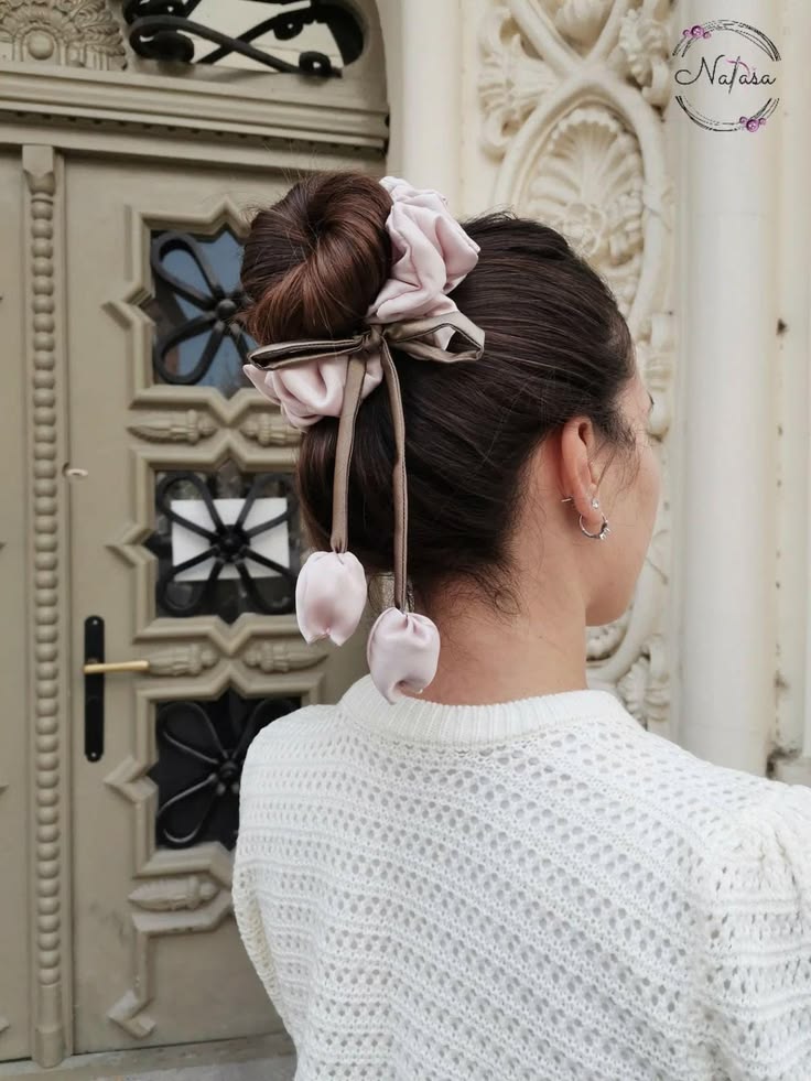 Satin Scrunchies – Cute and Hair-Friendly