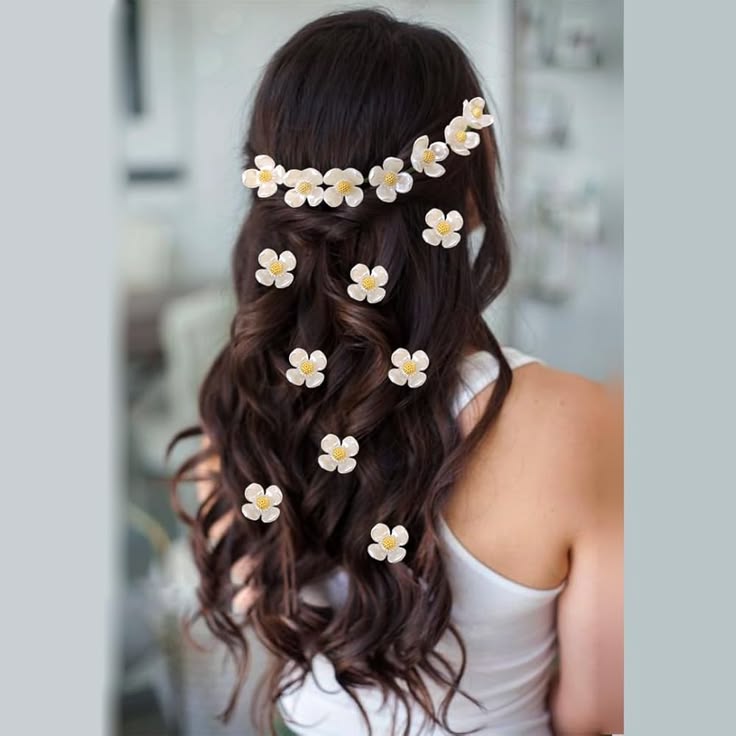 Floral Hair Accessories – Perfect for Weddings and Events