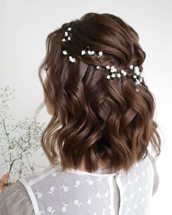 Curled Lob with Hair Accessories